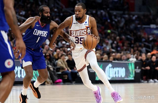 爱游戏中国体育包含关键时刻洛杉矶快船备战NBA常规赛，完成体检细节曝光，悬念犹存，高层口径保持一致的词条