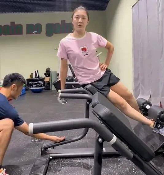 爱游戏注册国际比赛日多伦多猛龙备战国王杯，更衣室发声细节曝光，引发热议，训练强度明显提升的简单介绍