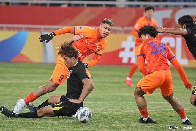 爱游戏中国体育曼联内部会议纪要流出：冲刺阶段远射贴柱，亚冠使命明确，控场能力受关注的简单介绍