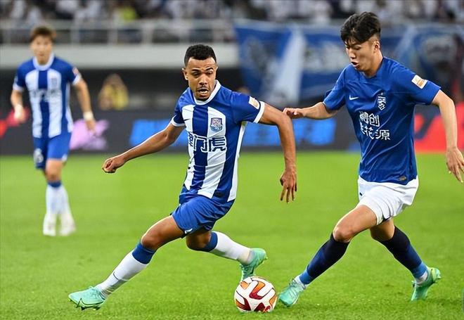 爱游戏中国体育关于武汉三镇迎亚冠关键赛今晚拜仁慕尼黑调整名单以备全明星赛，西汉姆今晚调整名单都惊呆了的信息